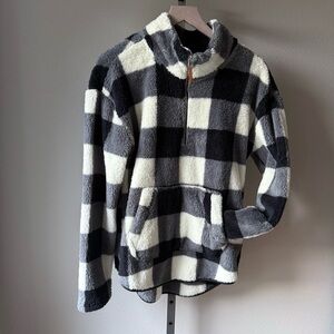 IB Diffusion women’s size medium buffalo print cozy soft 1/4 zip pullover